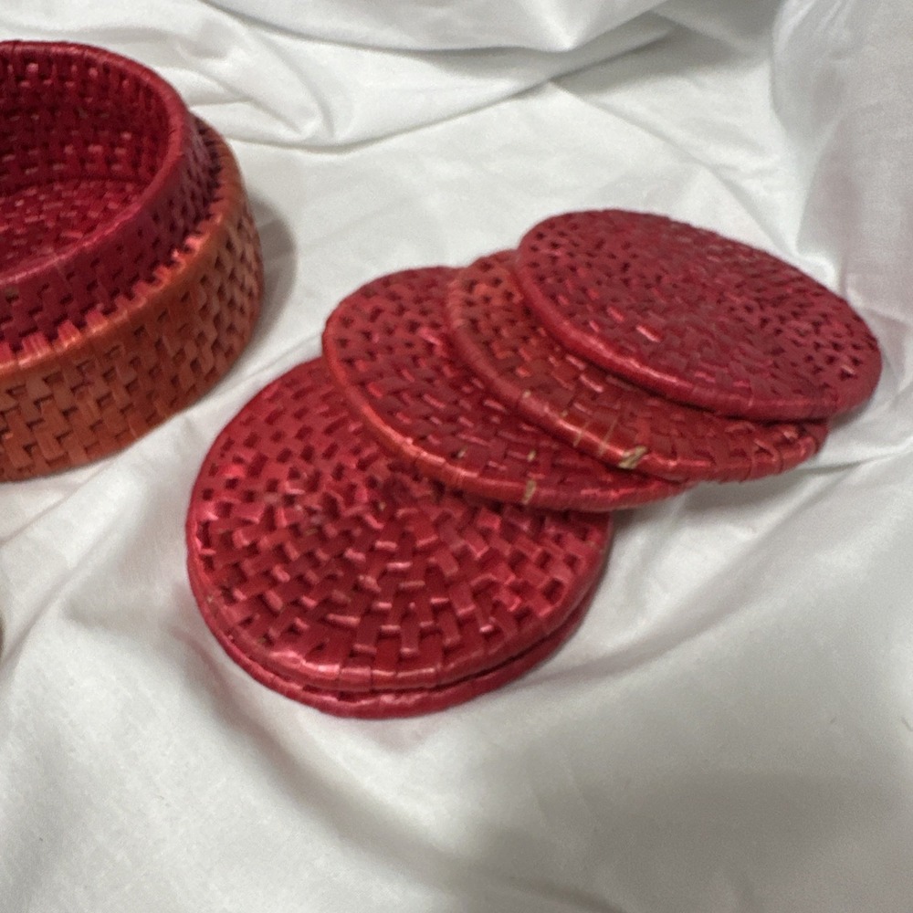 Red Wicker Coaster‎ Set With 5 Coasters - Picture 4 of 6